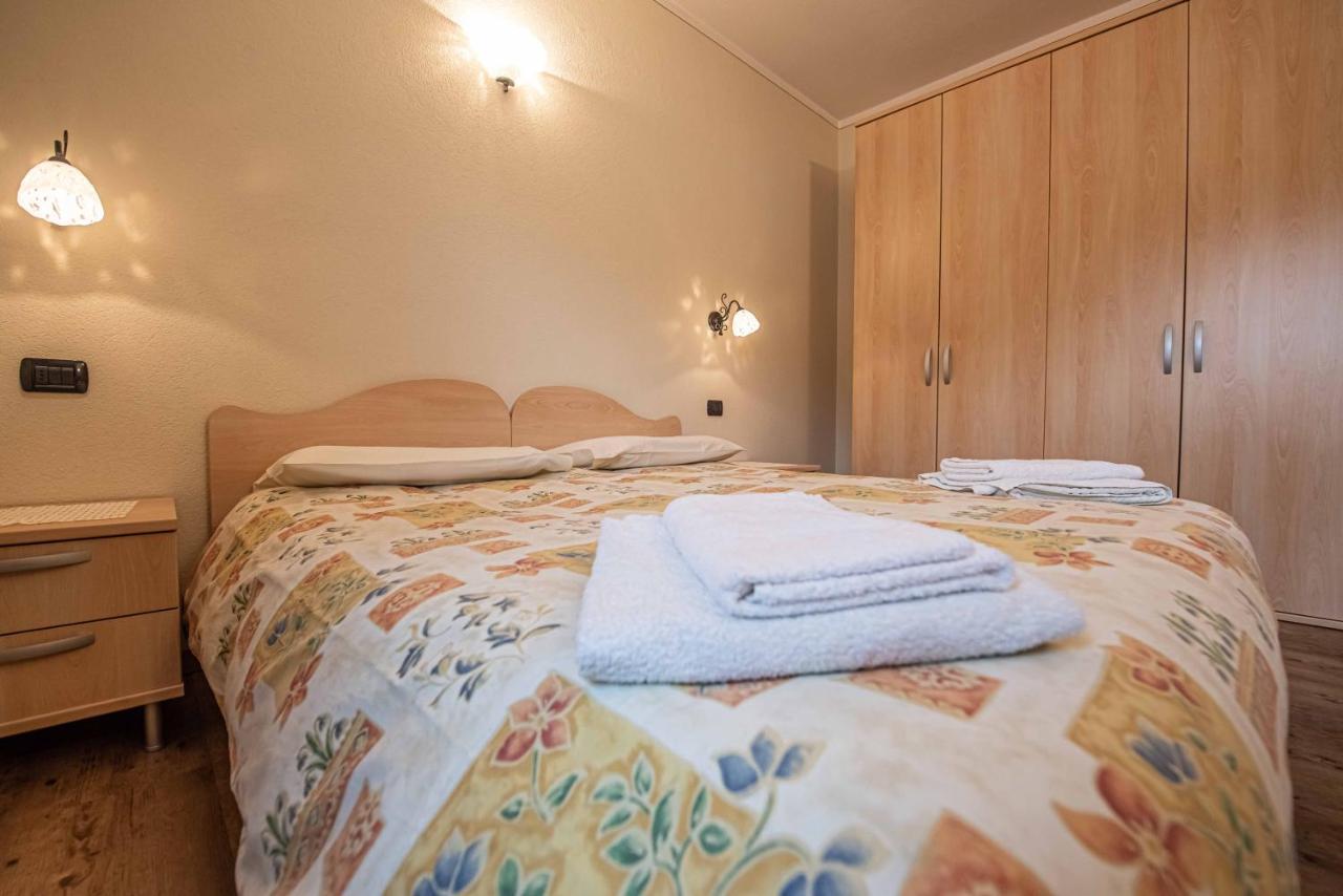 Family House Amalia Myholidaylivigno Exterior photo