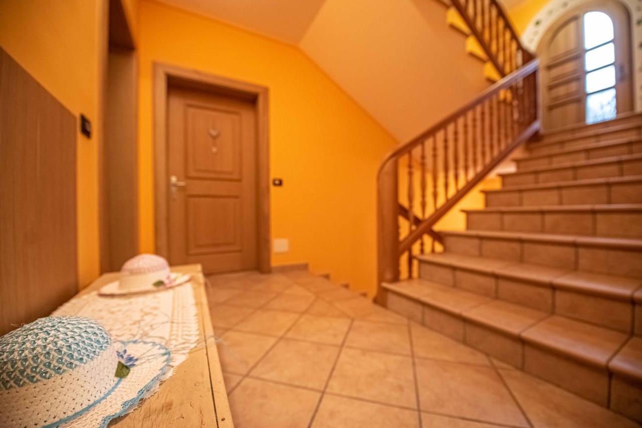 Family House Amalia Myholidaylivigno Exterior photo